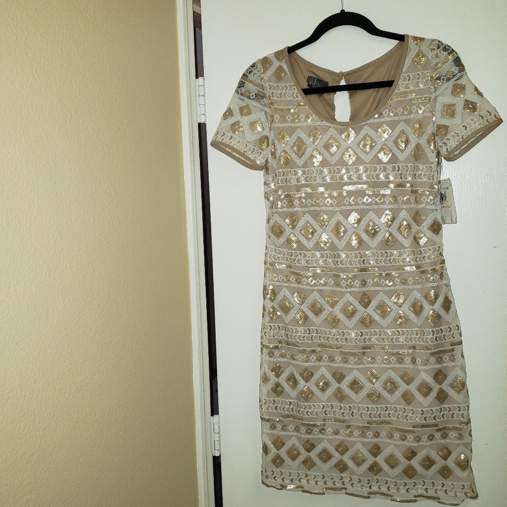 Muse Gold and Ivory Sequin Short Sleeve Dress